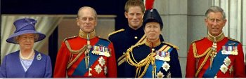 Imagem: Familia real britânica em evento no palacio